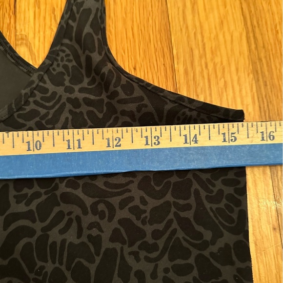 Lululemon Cool Racerback
Petal Camo Printed Black Deep Coal size unsure (z) - Picture 8 of 9